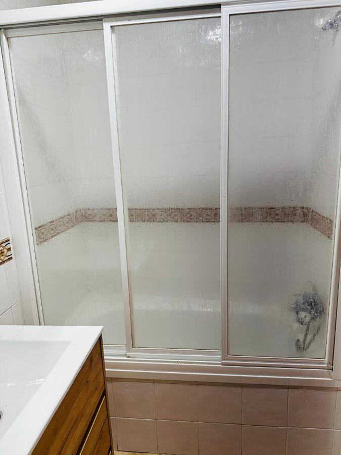 Apartamento Acogedor Y Moderno En Pleno Centro De Sevilla Con Parking Gratis Exterior photo