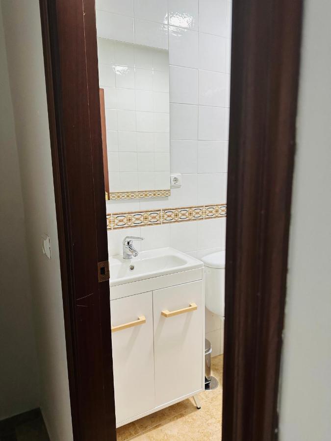 Apartamento Acogedor Y Moderno En Pleno Centro De Sevilla Con Parking Gratis Exterior photo