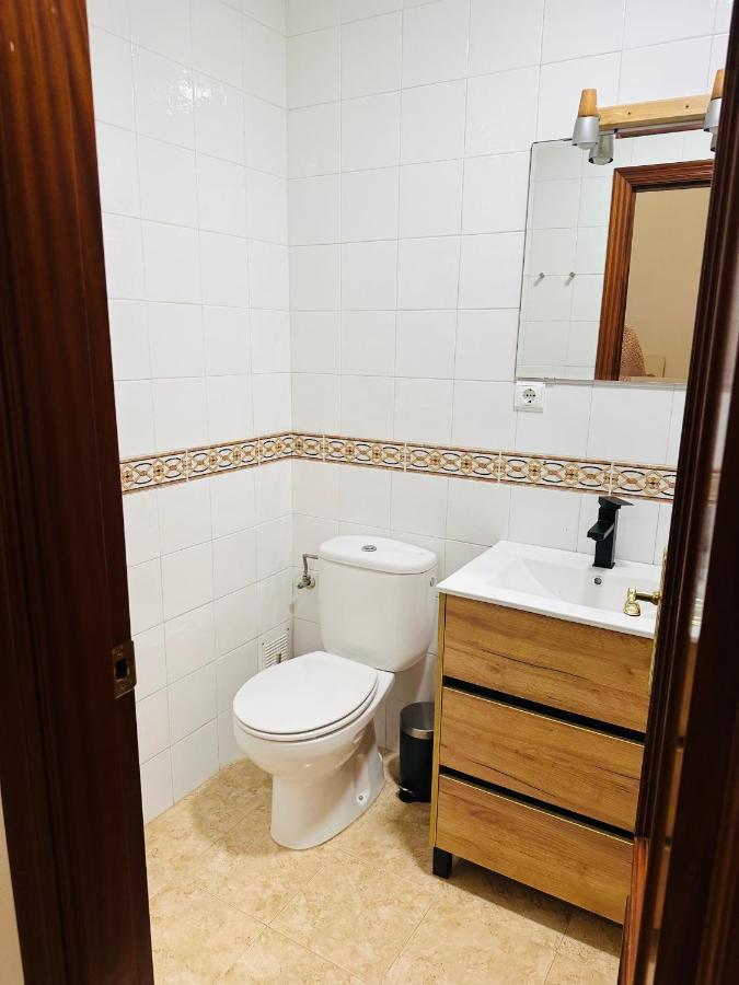 Apartamento Acogedor Y Moderno En Pleno Centro De Sevilla Con Parking Gratis Exterior photo