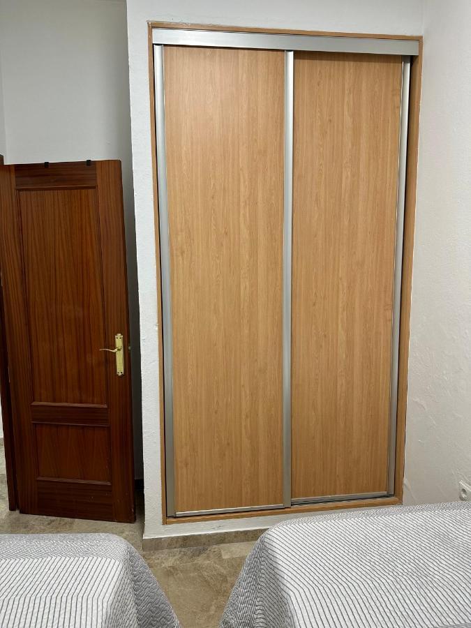 Apartamento Acogedor Y Moderno En Pleno Centro De Sevilla Con Parking Gratis Exterior photo